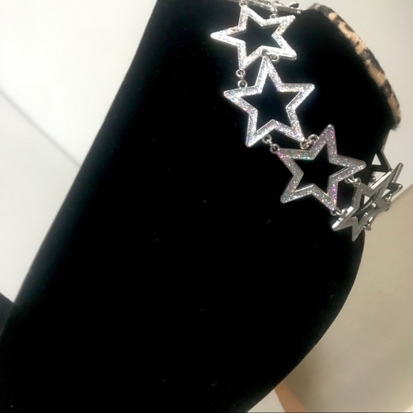 Glitter Star Choker - Picture 2 of 5
